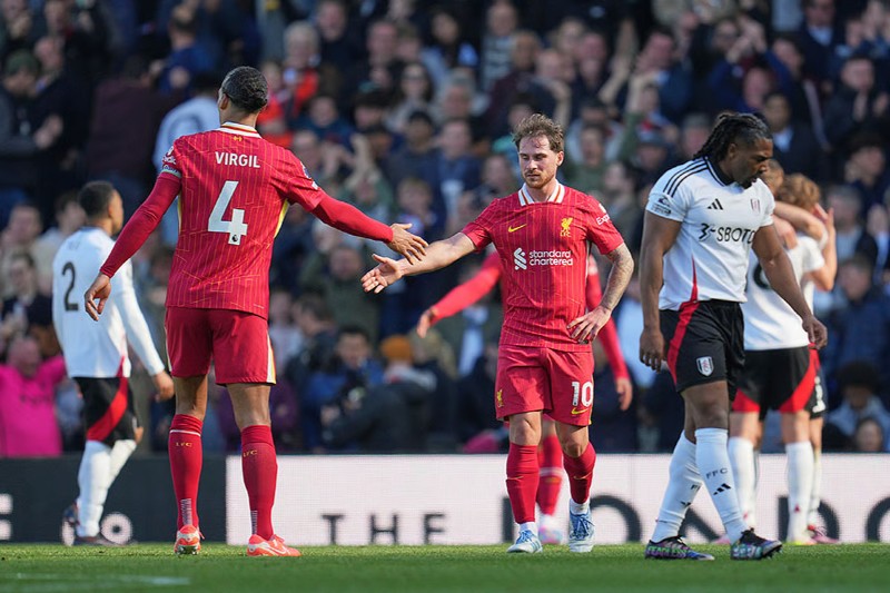 Liverpool được đánh giá cao hơn Fulham